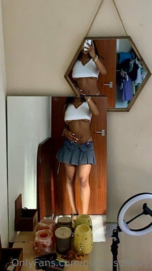 Bunnyscherry Photo #3