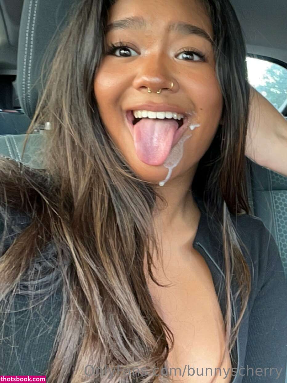 Bunnyscherry Photo #17