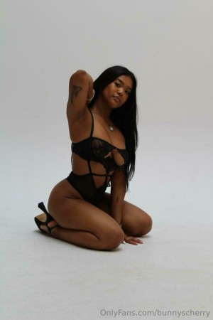 Bunnyscherry Photo #31