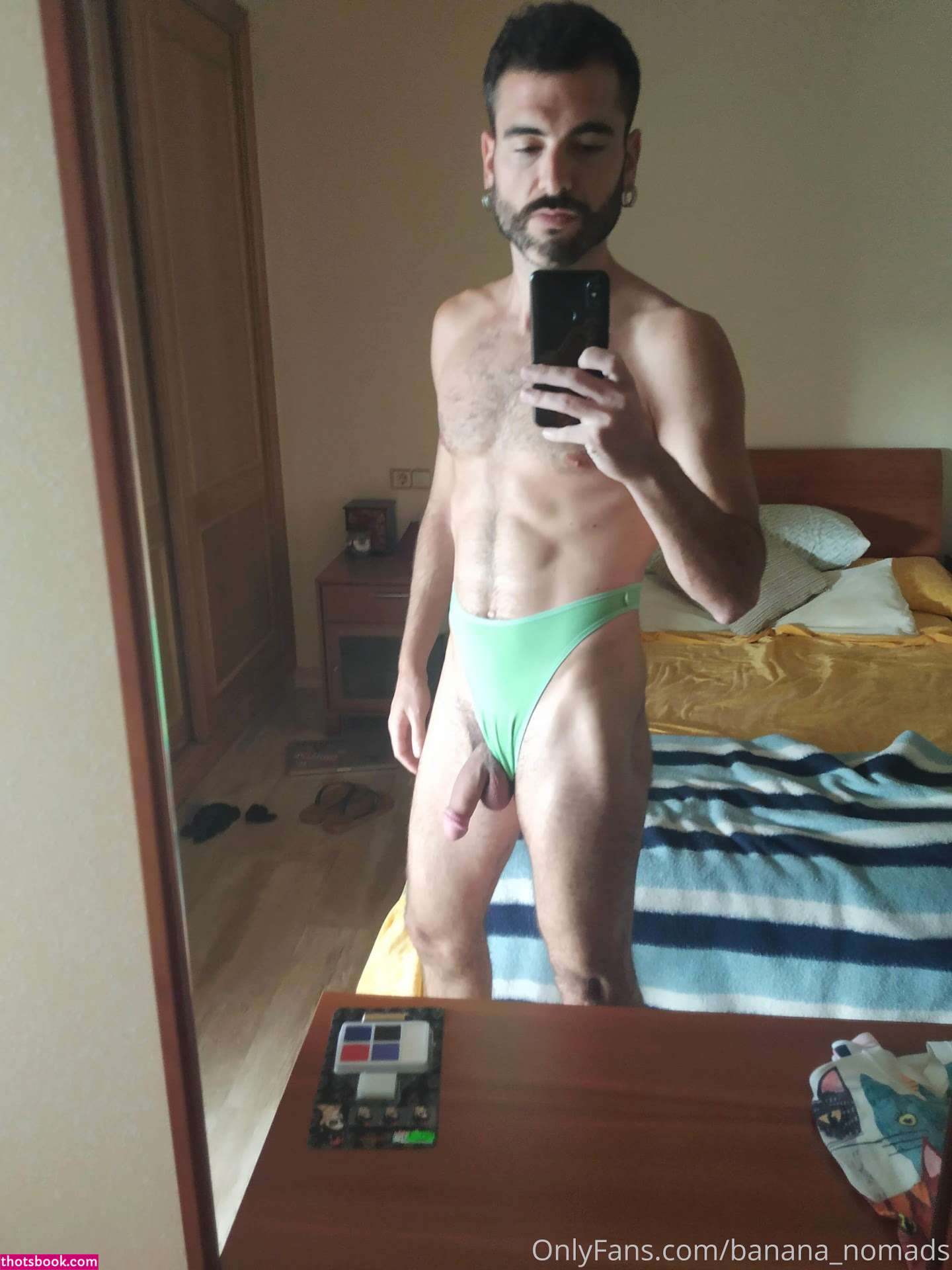 Banana Nomads Photo #33