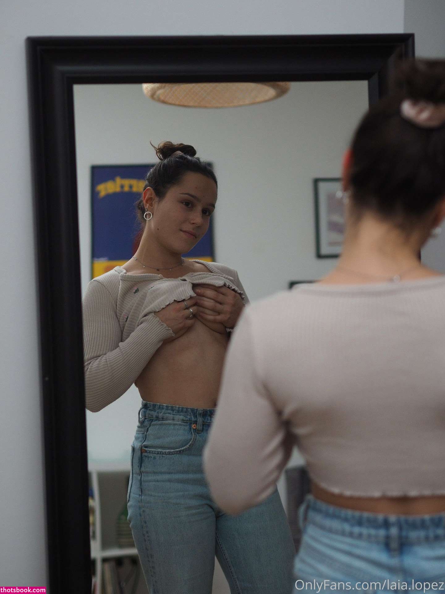 Laia Lopez Photo #20