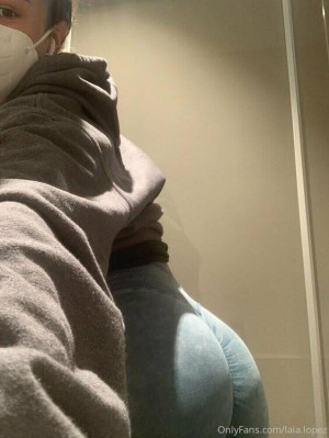 Laia Lopez Photo #24