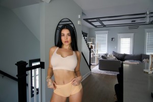 Devorah Roloff Photo #280