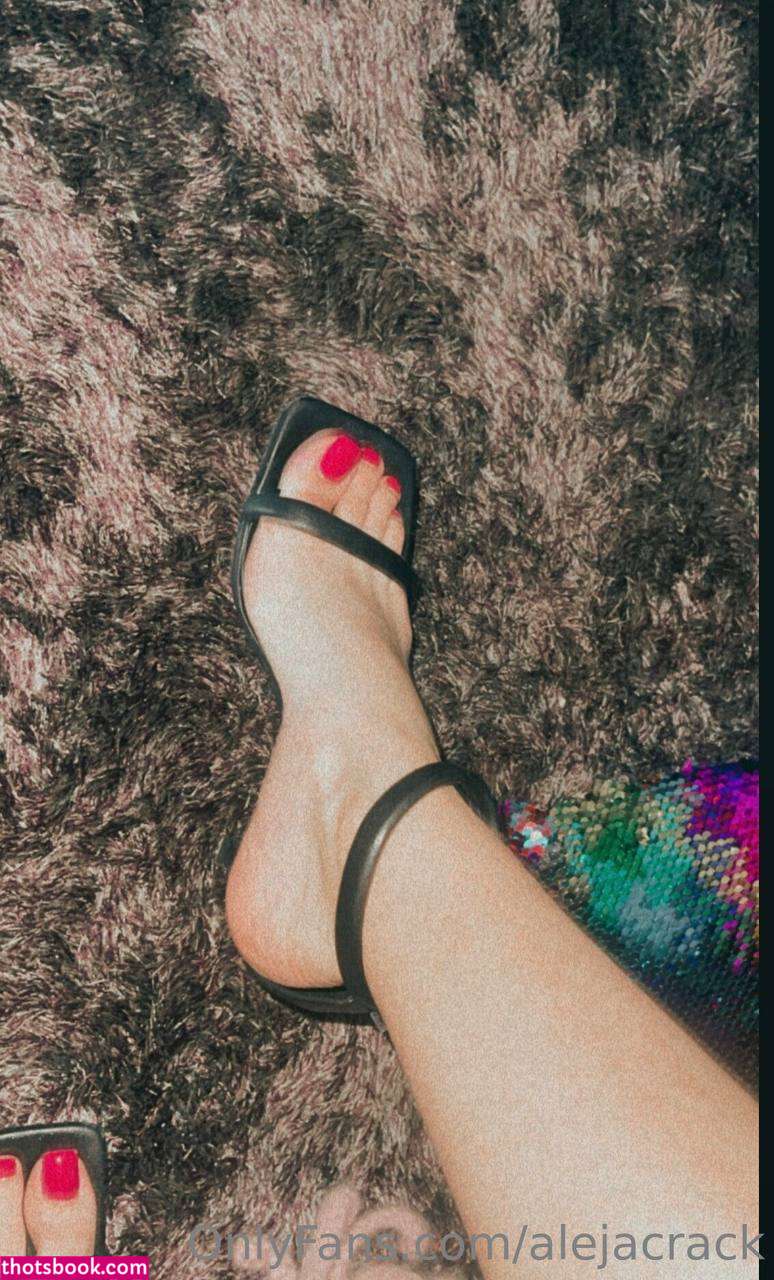 Aleja Crack Photo #8