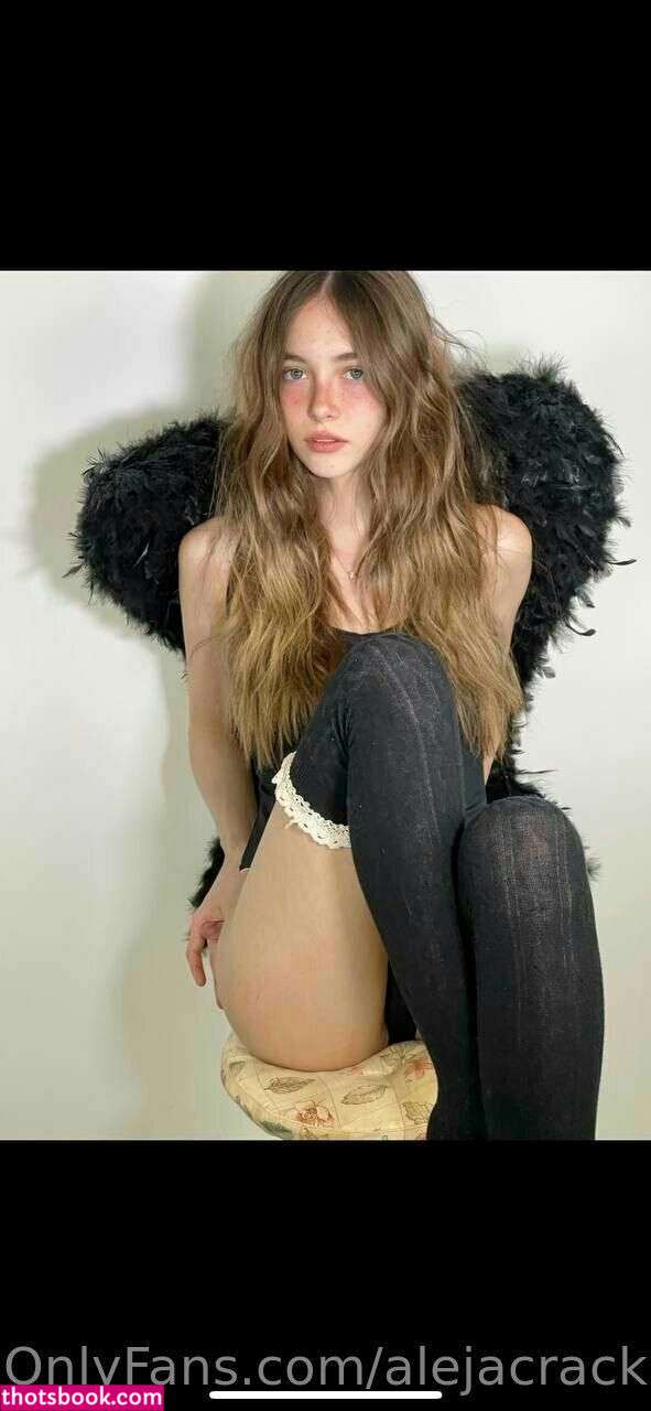 Aleja Crack Photo #56