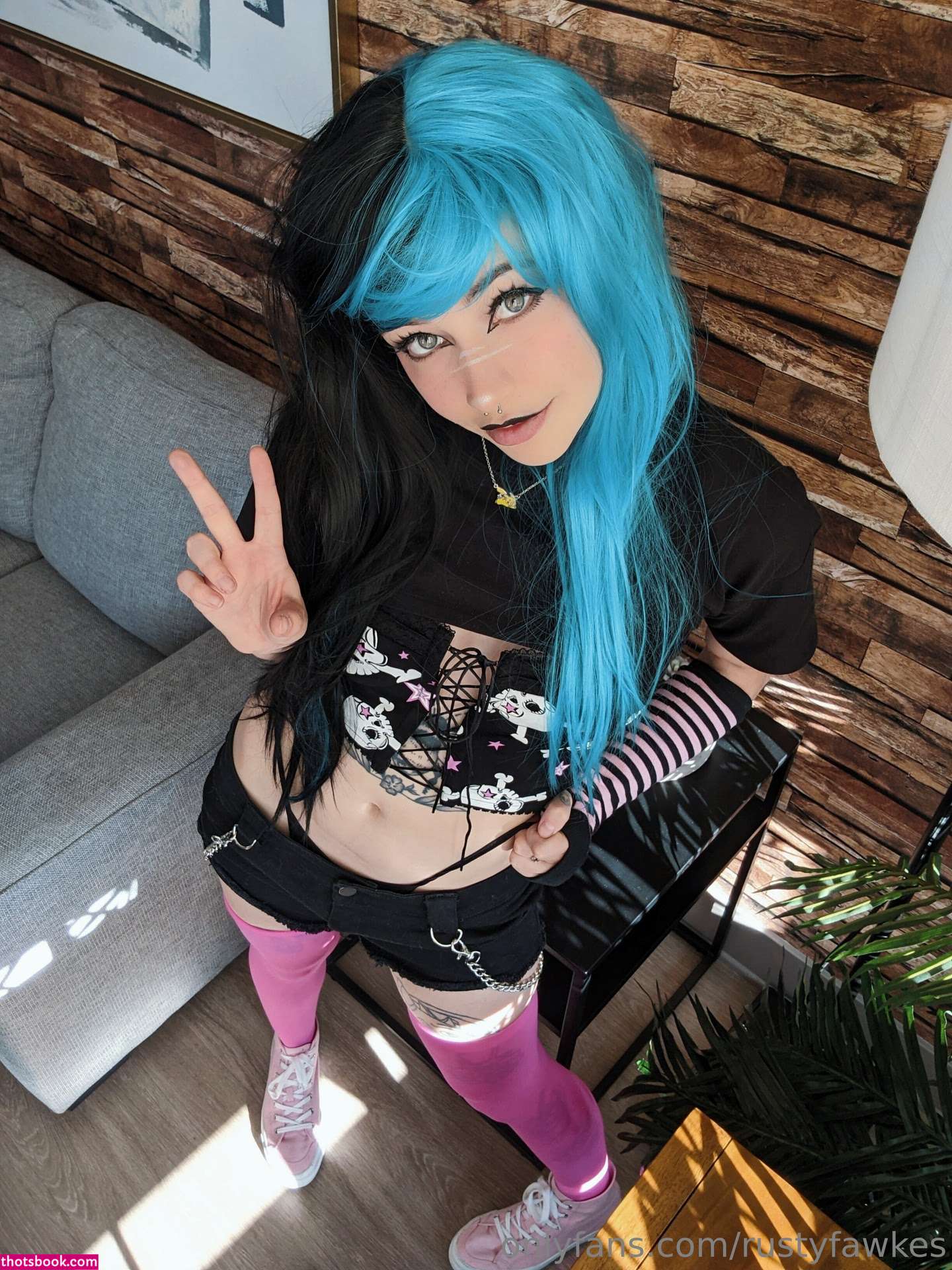 Rusty Fawkes Photo #877