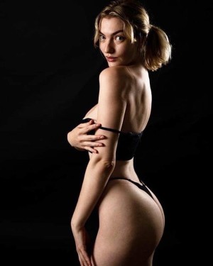 themaralyn Photo #41