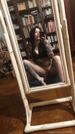 Aurore Pariente Photo #5