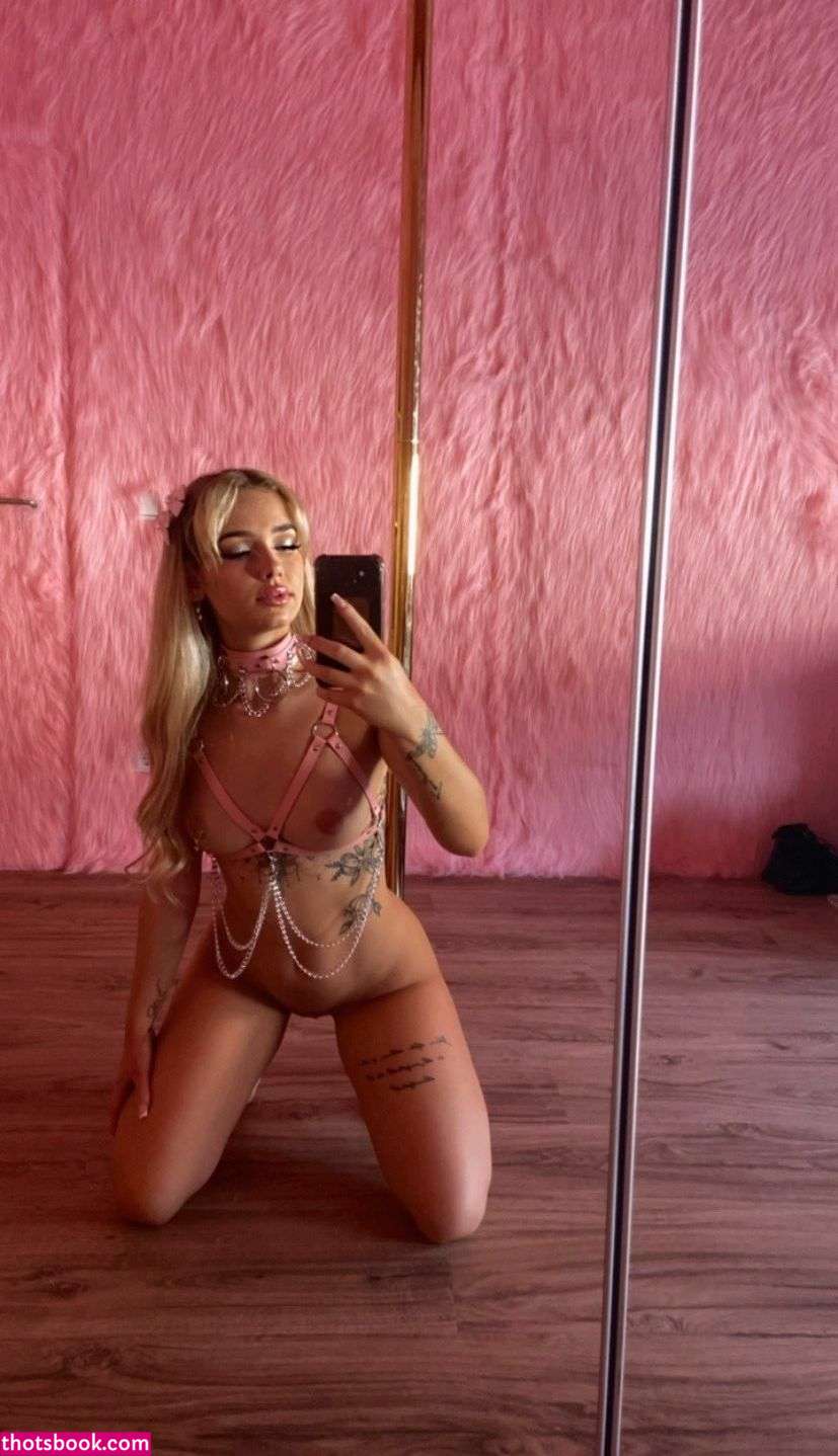 Lena Goldstein Photo #22