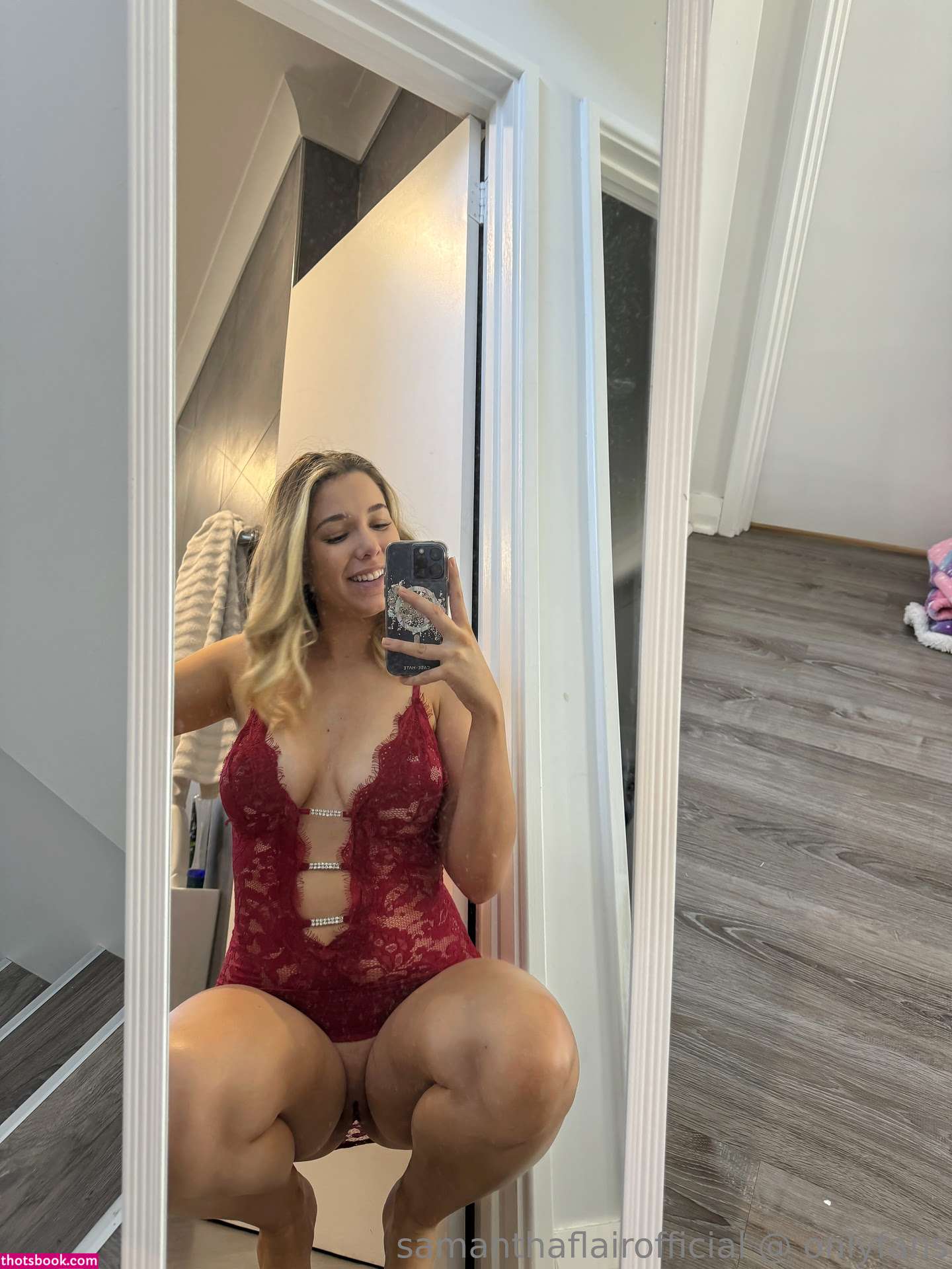 samanthaflairofficial Photo #5