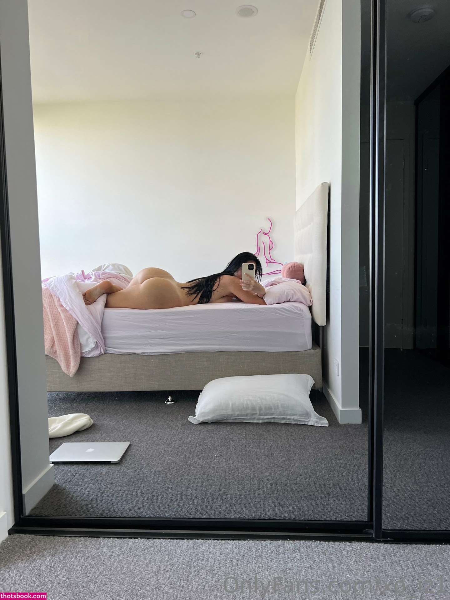 Izzy Davis Photo #52