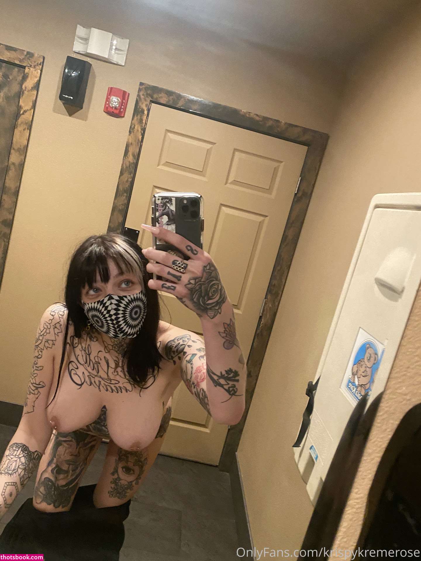 Krispykremerose Photo #172