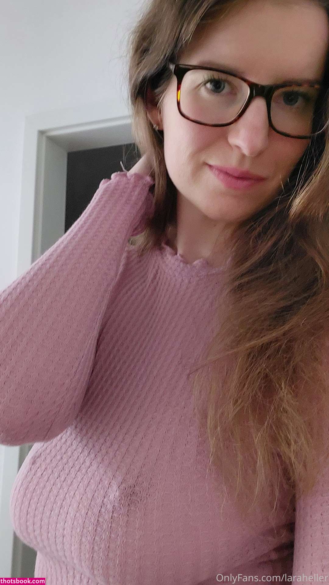 Laraheller Photo #181