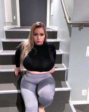 Carolina Sukie Photo #28