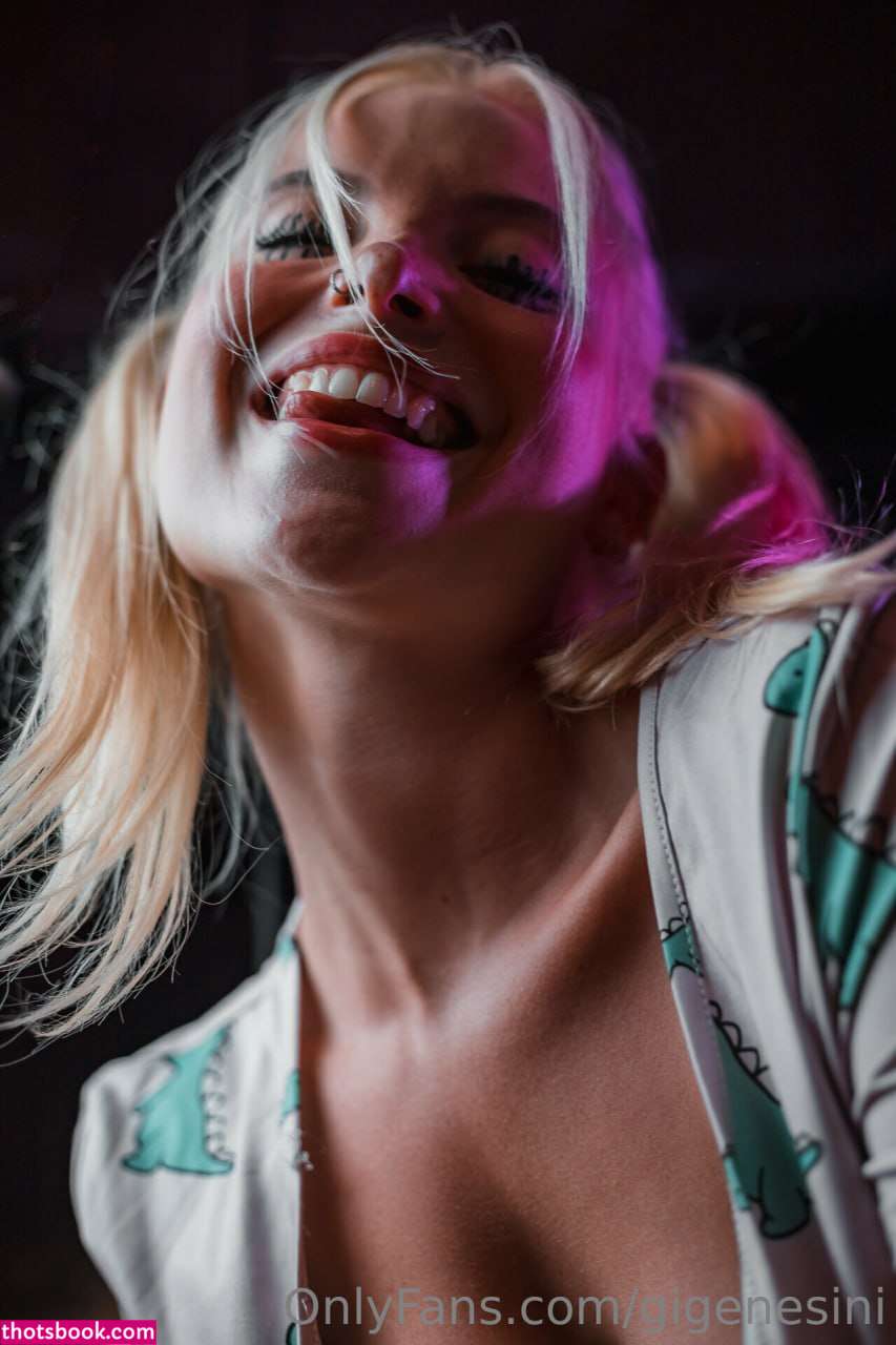 Giovanna Genesini Photo #199