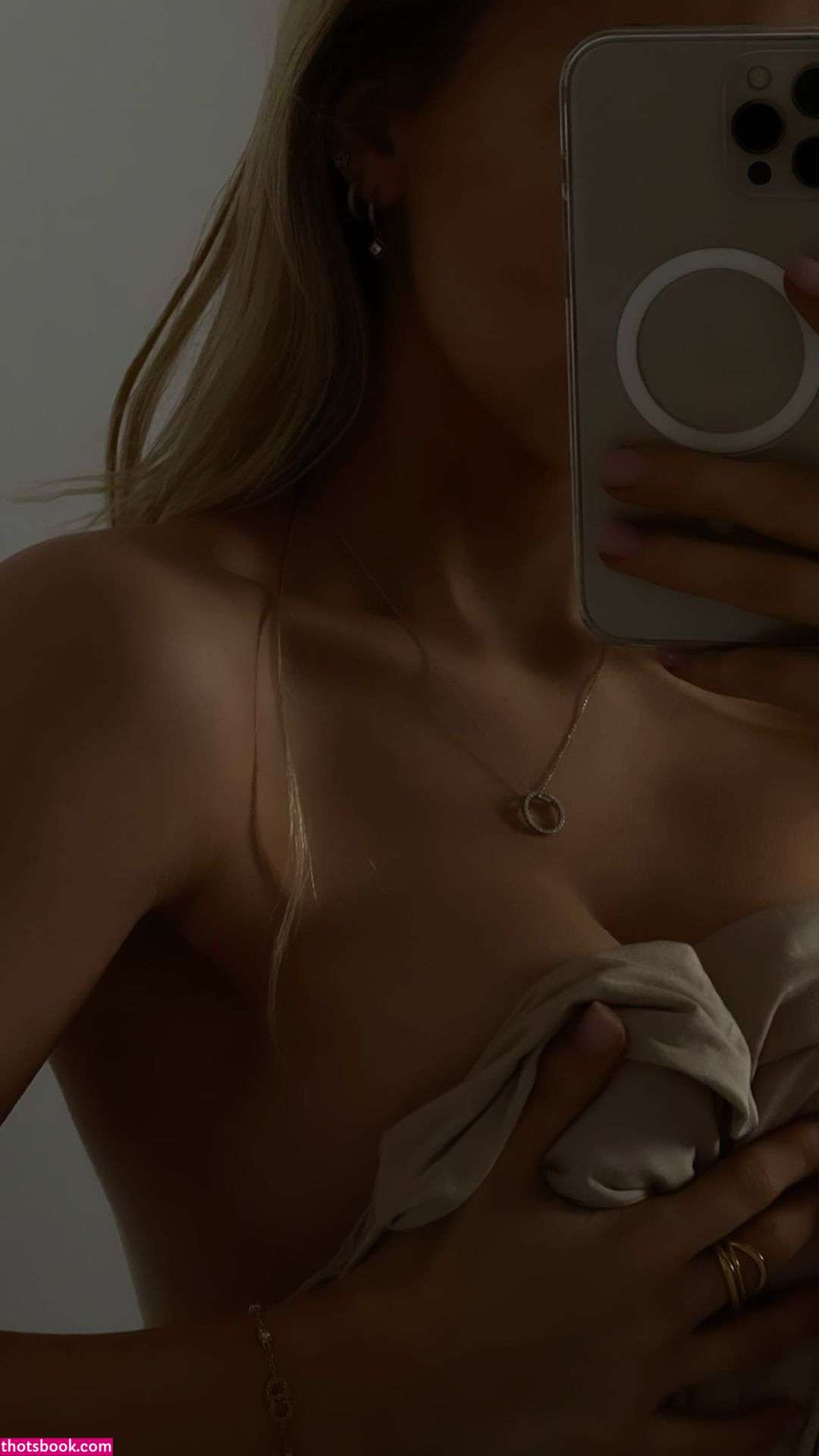 Ema Louise Photo #33