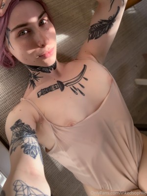 inkedsophiie Photo #44