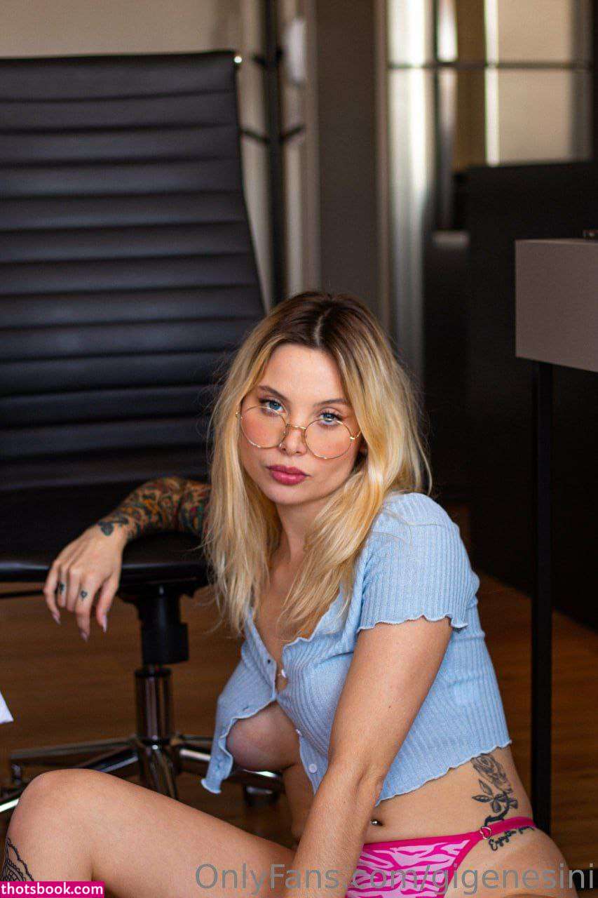 Giovanna Genesini Photo #236