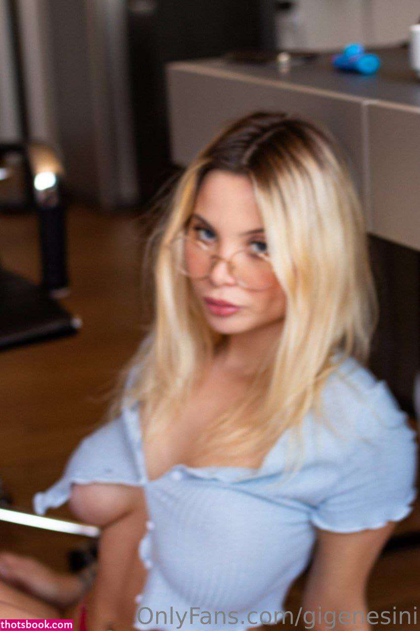 Giovanna Genesini Photo #241