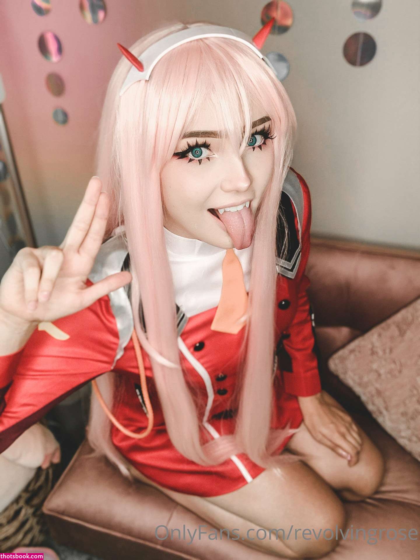 Revolvingrose Photo #67