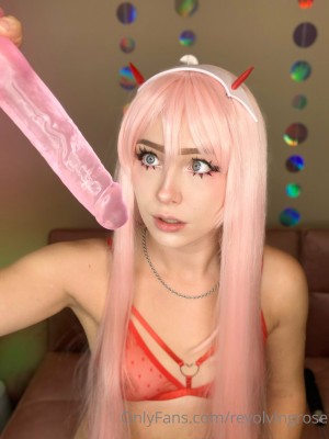 Revolvingrose Photo #74