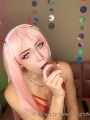 Revolvingrose Photo #75