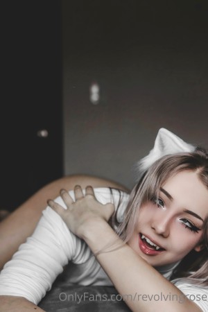 Revolvingrose Photo #238