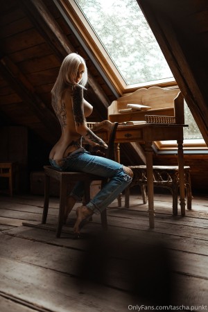 Tascha Punkt Post #4