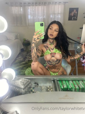 taylorwhitetv Photo #45