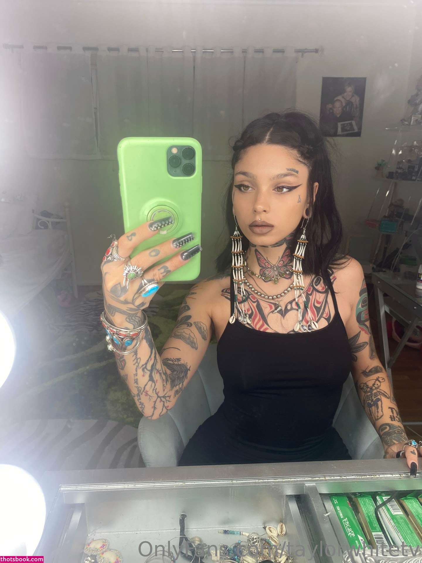 taylorwhitetv Photo #58