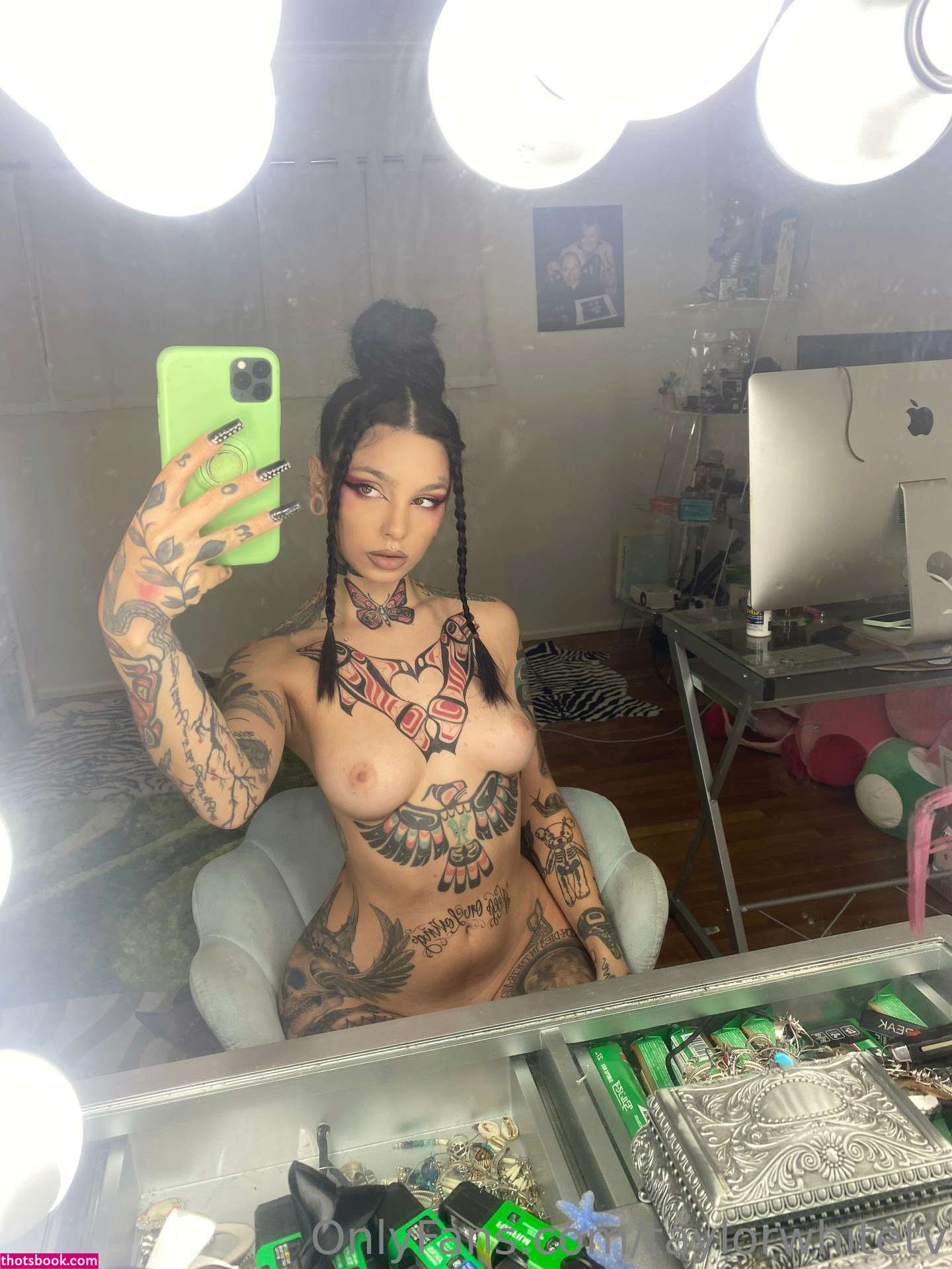 taylorwhitetv Photo #62