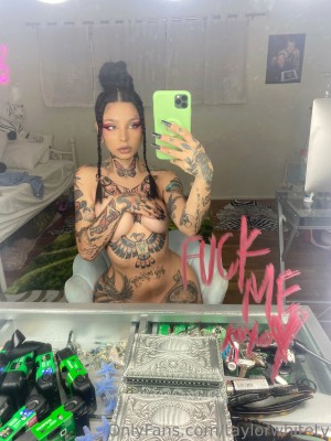 taylorwhitetv Photo #63