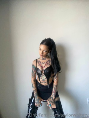 taylorwhitetv Photo #133