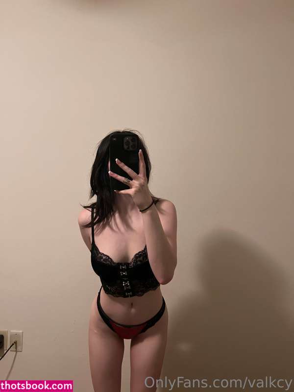 Valkcy Photo #260