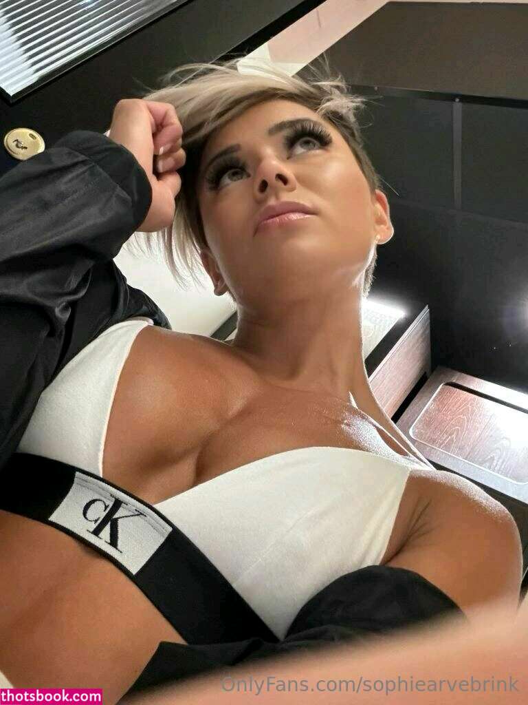 Sophie Arvebrink Photo #22