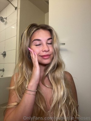 Gabrielle Moses Photo #256