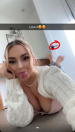 Julia Raleigh Photo #77