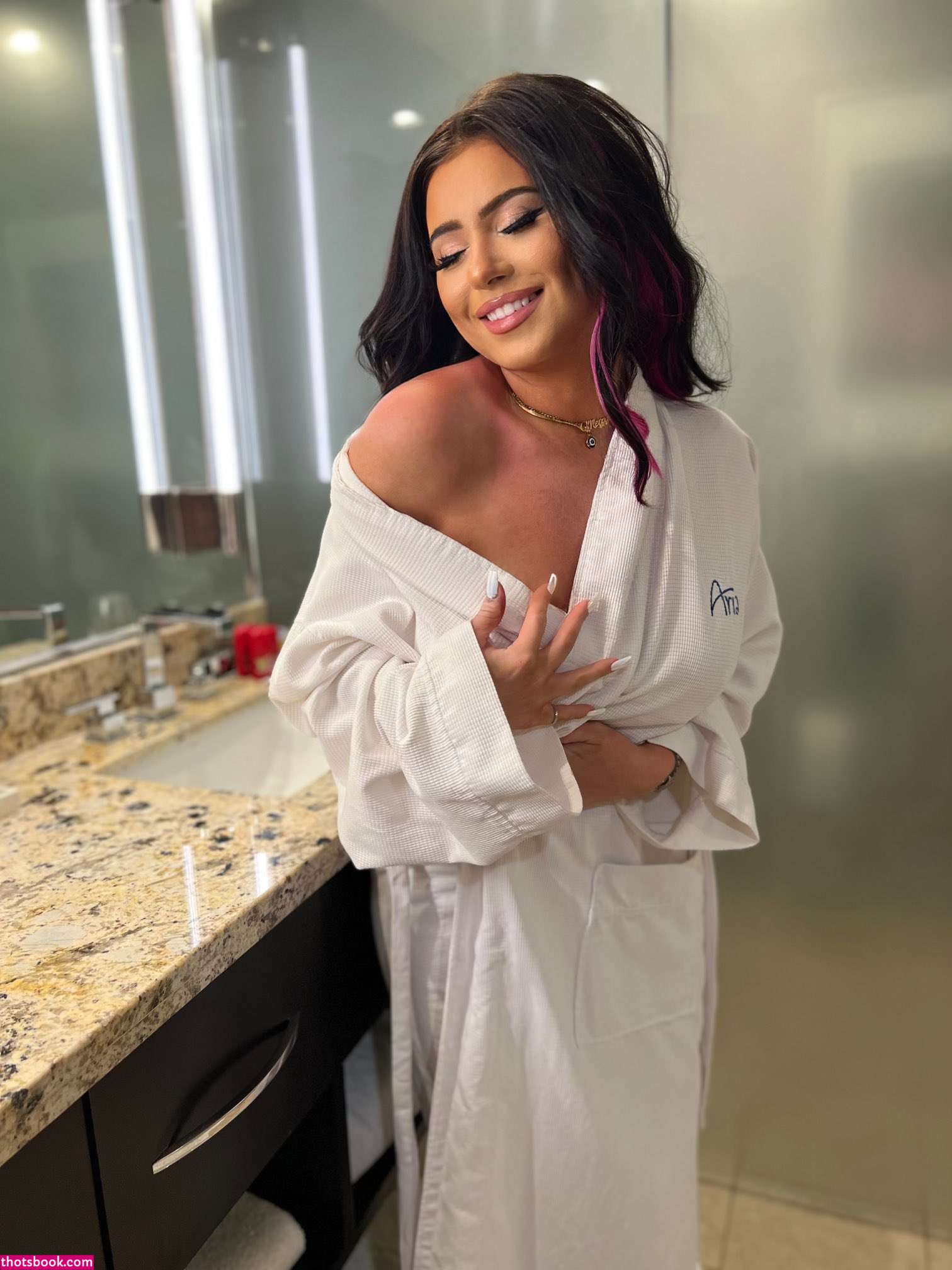 silverfoxxx32 Photo #69