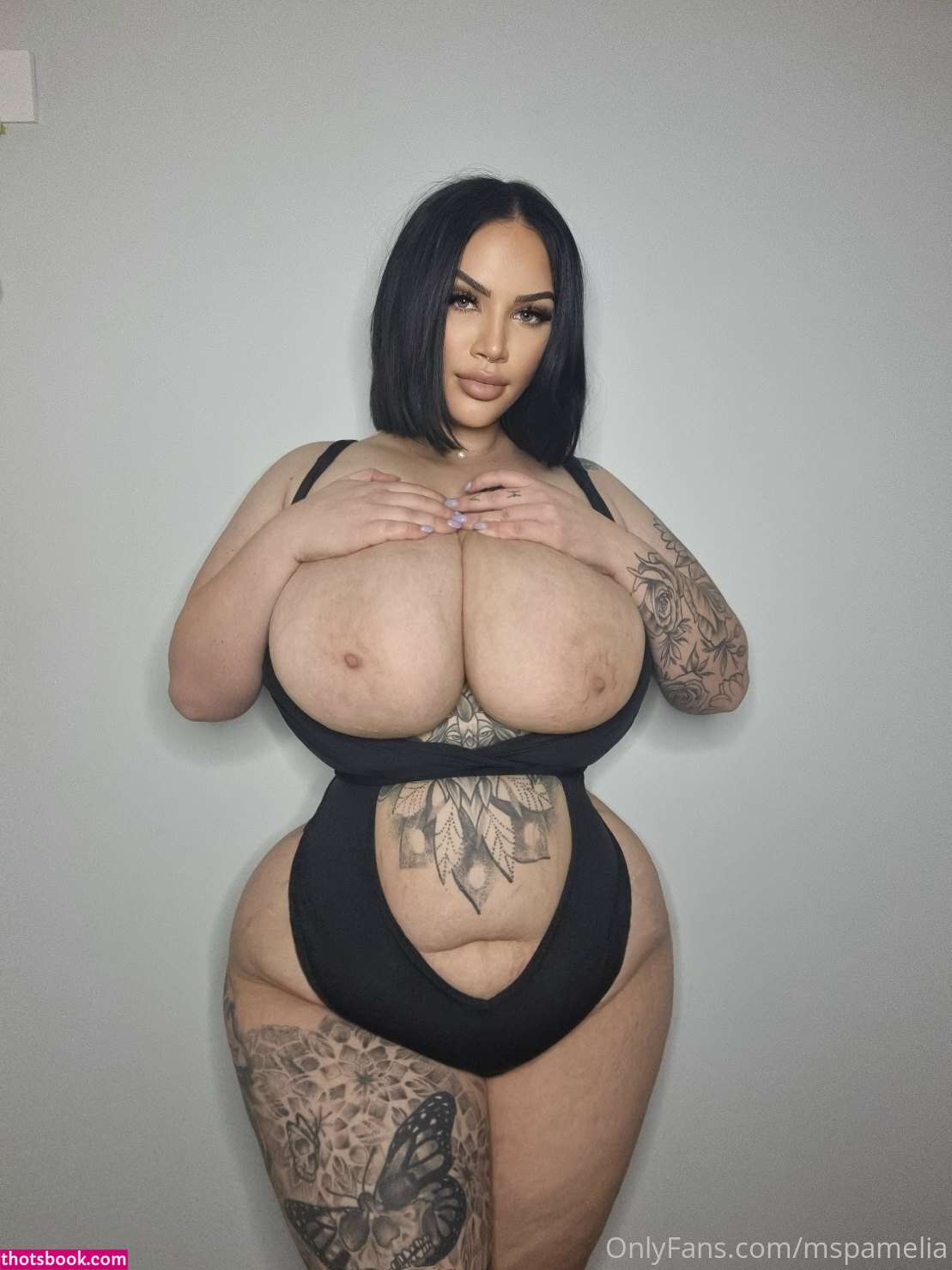 mspamelia Photo #128