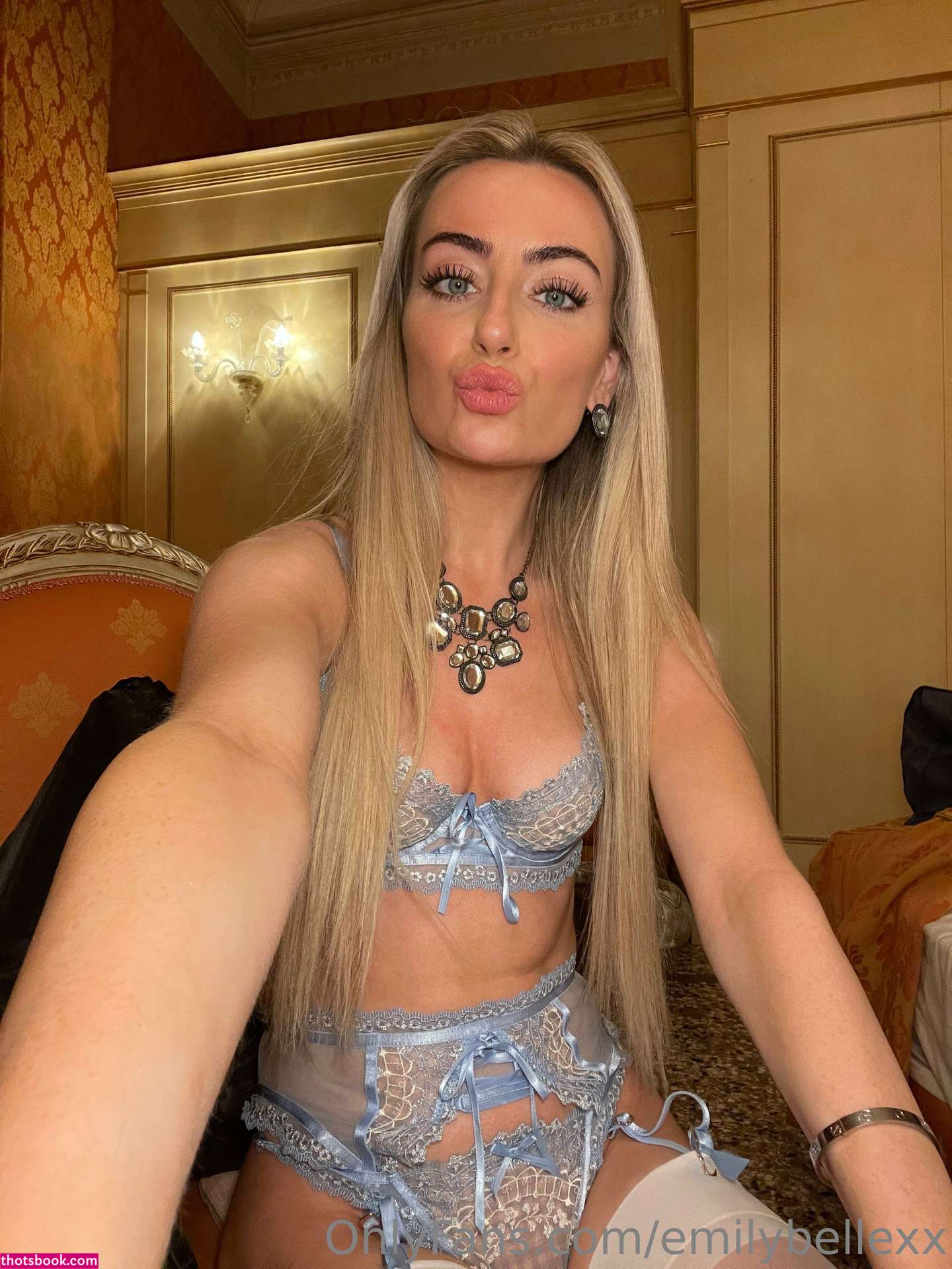 Emily Bellexx Photo #204