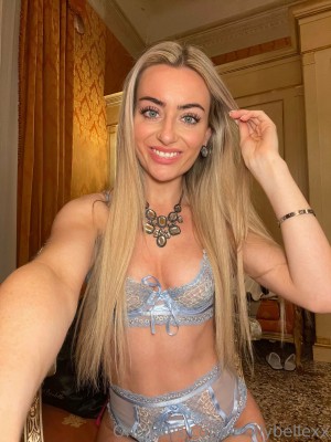 Emily Bellexx Photo #217