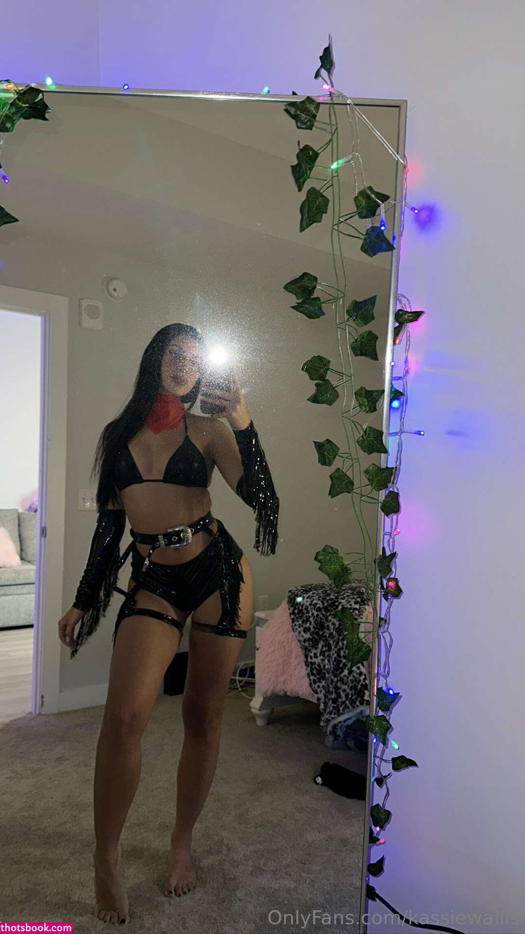 Kassie Wallis Photo #144