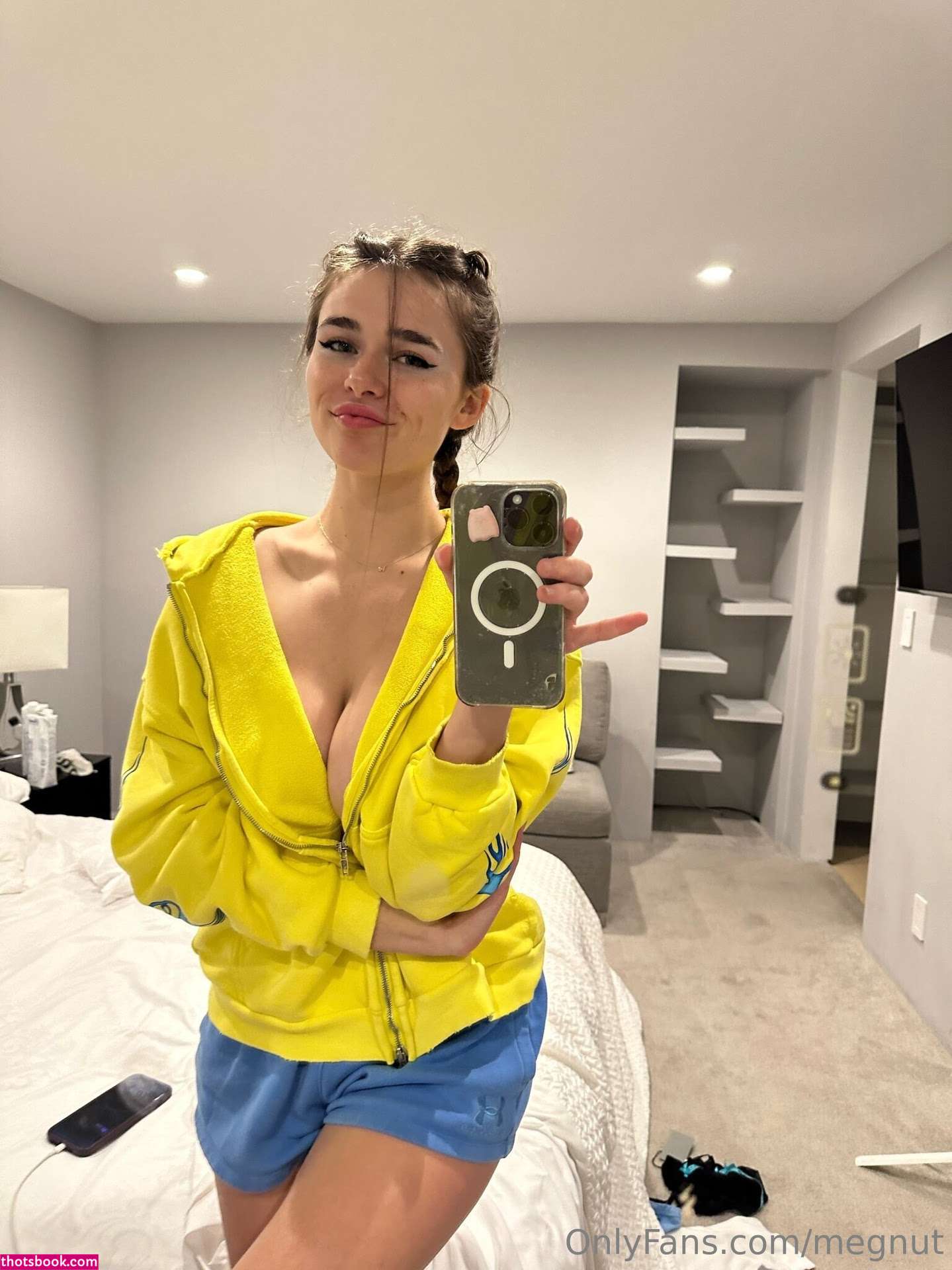 Megan Guthrie Photo #862