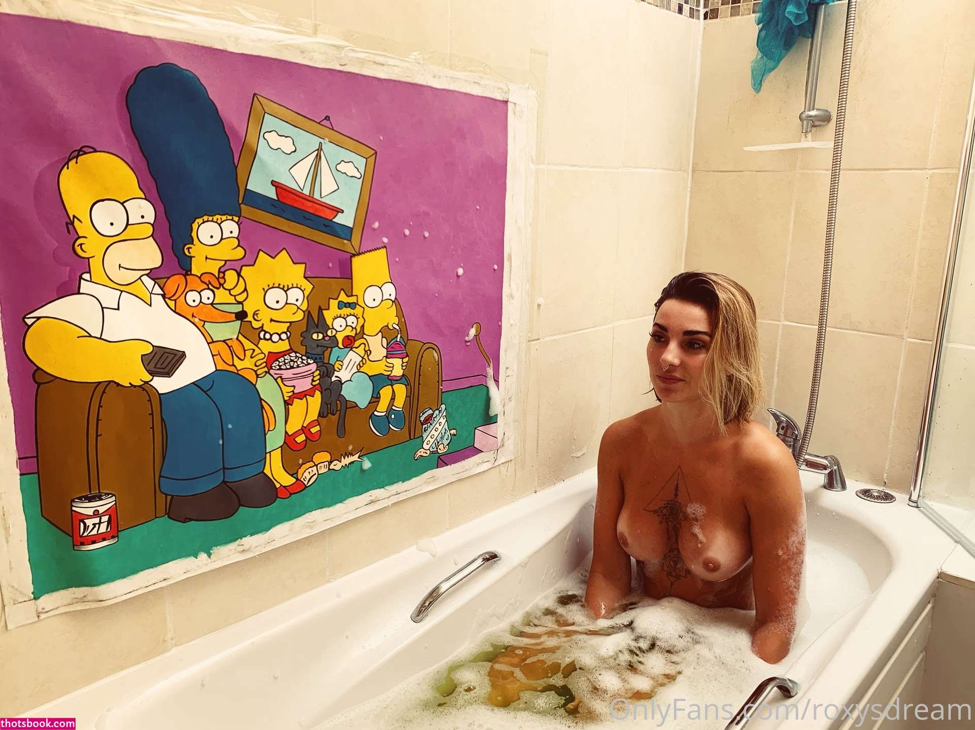 Roxysdream Photo #40