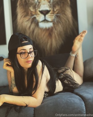 Anittahardener Photo #29