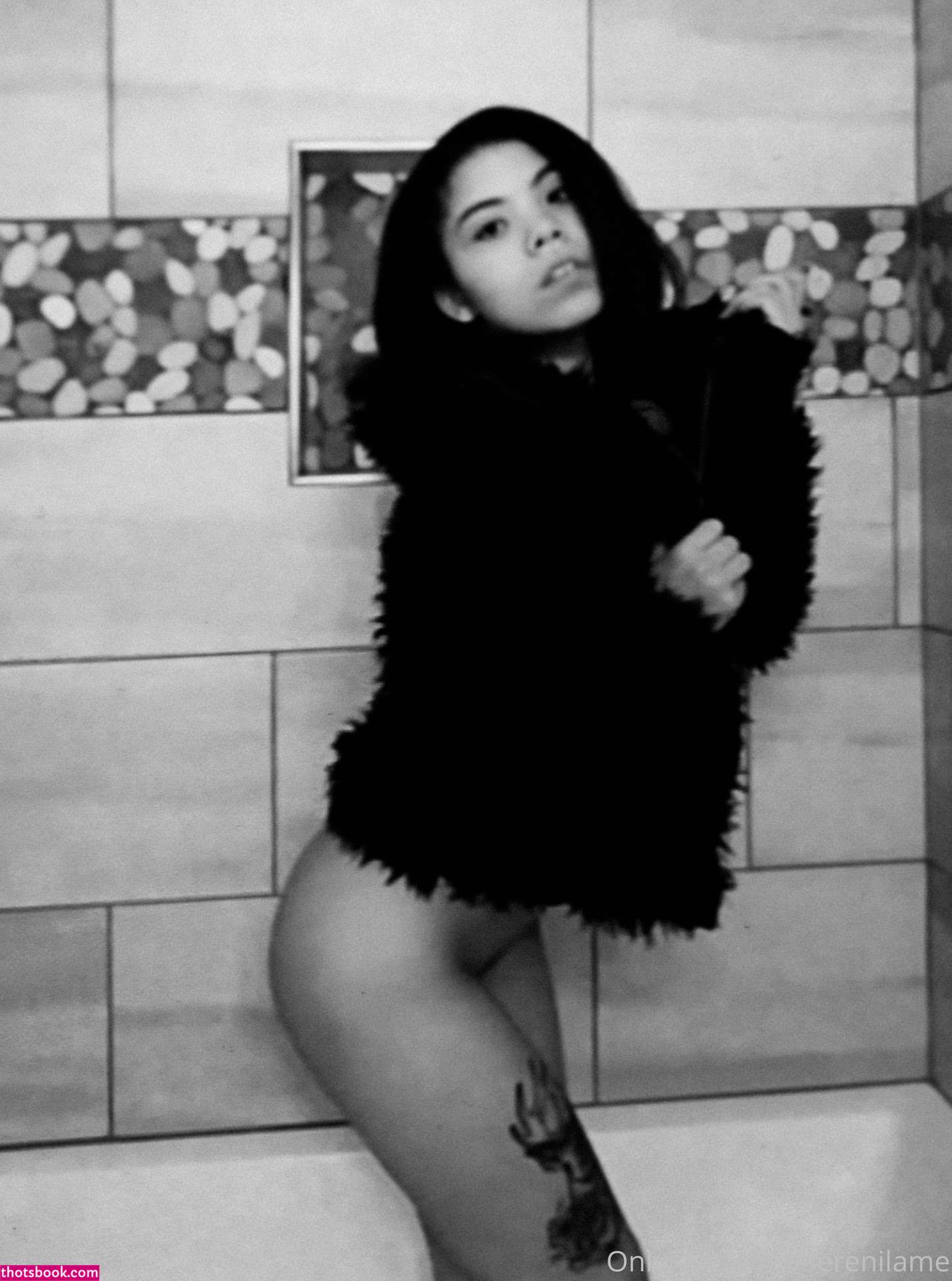 Shweetnlow1 Photo #15