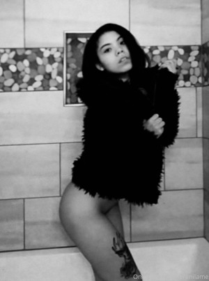 Shweetnlow1 Photo #15