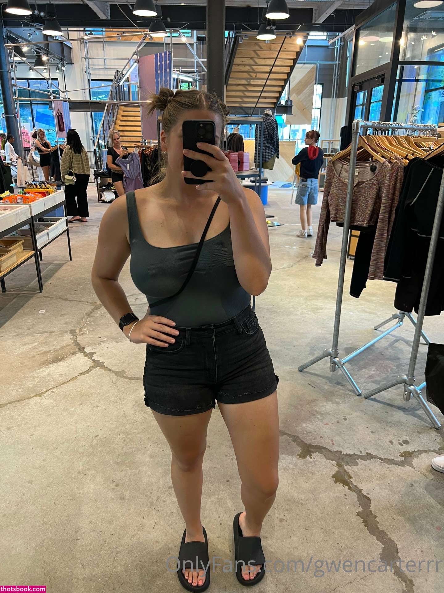 Gwen Carter Photo #103