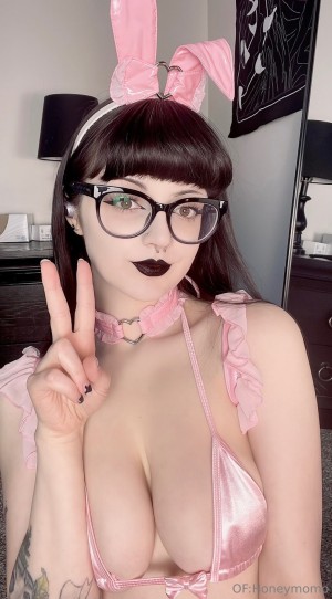 Honeymomo Photo #126