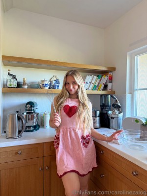 Caroline Zalog Photo #1283